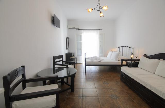 Yperia hotel21