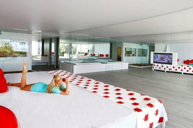 Royal-Adam-Eve-room-1575.JPG