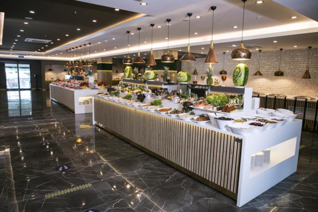 Sailors Beach Club Main Restaurant 6
