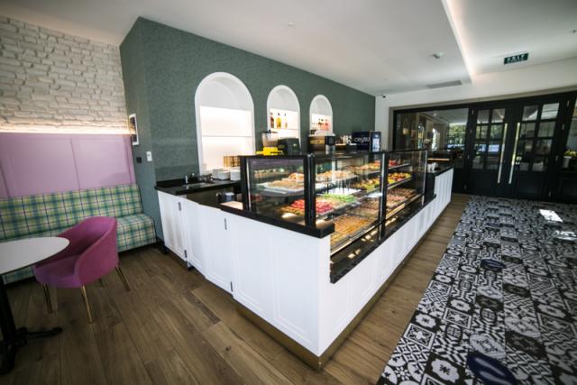 Sailors Beach Club Patisserie 1