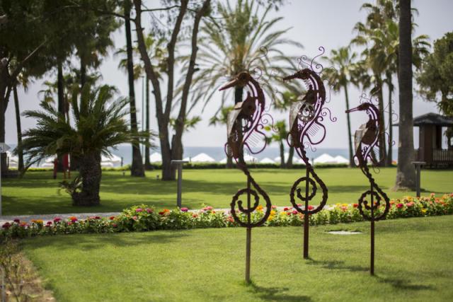 Acanthus Cennet Barut Collection Garden Area-11