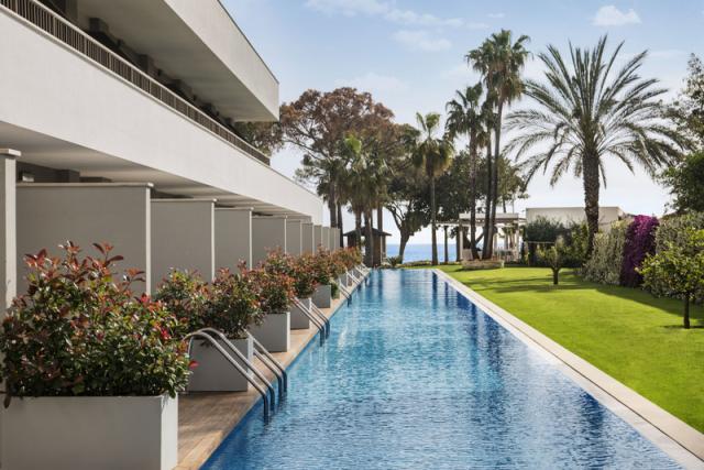 Acanthus Cennet Barut Collection Swim Up Pools-6