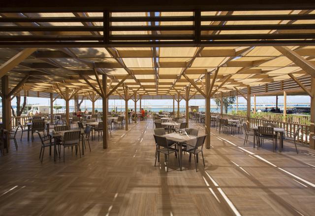 sidemarin_beach bar2