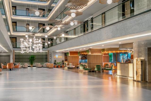 LOBBY2