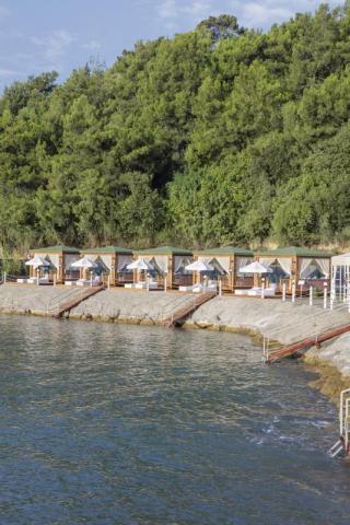 beach-pavillions-1_50586506862_o