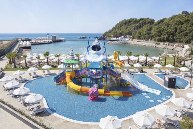 kids-aquatower-3_50585602103_o