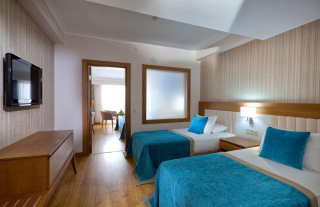 adalya ocean family room 2