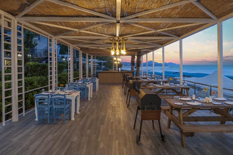 Doubletree-by-Hilton-restaurant-BBQalacarte-1780