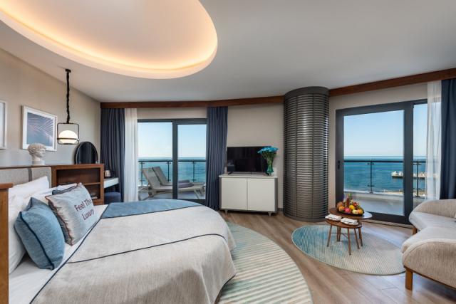 standard deluxe room-1
