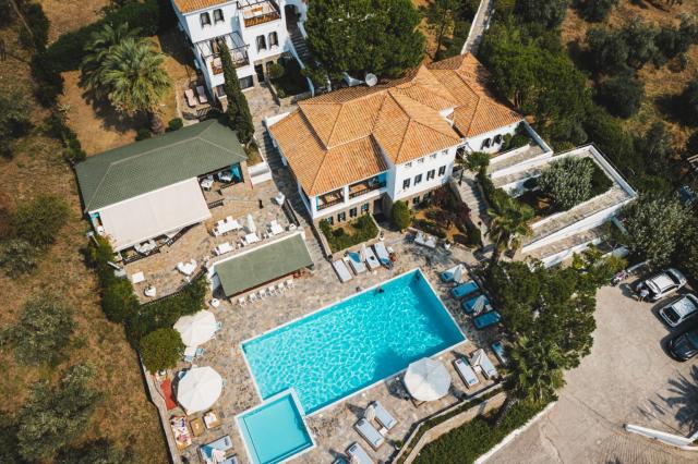 Aegean Suites08
