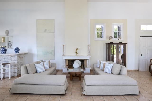 Aegean Suites05