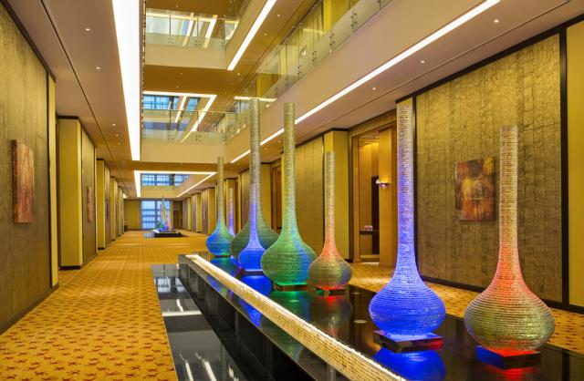 Al Raha Beach Hotel int (7)