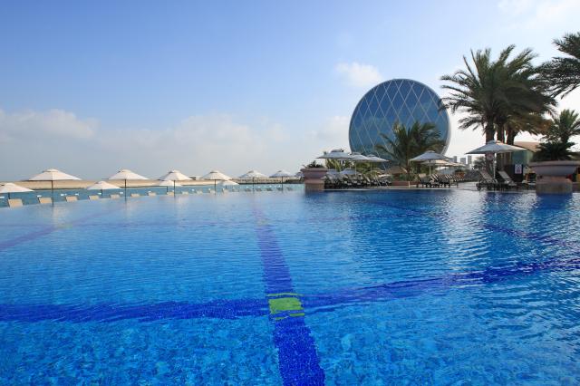 Al Raha Beach Hotel ext (6)