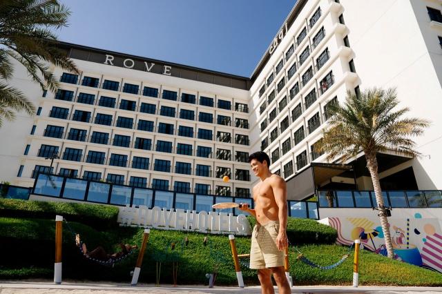 Rove La Mer Beach 3 (3)