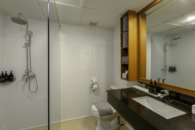 Kamala Beach Resort 6 DLX gr.ter (4)