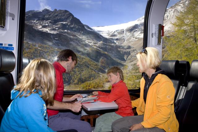 Bernina Express panoramaticka souprava 02