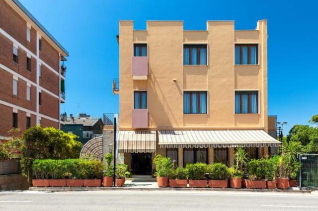 Hotel Rivamare