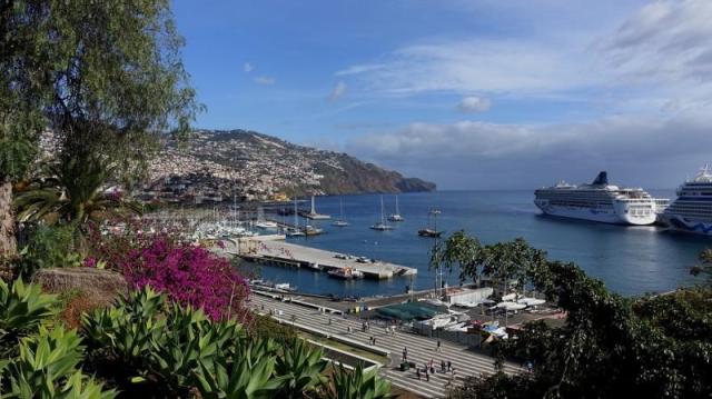 Madeira_funchal-pristav.jpeg