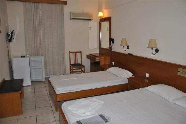 Řecko_Zakynthos_Laganas_Hotel_Andreolas_Beach_051.JPG