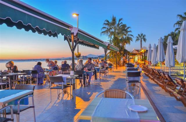 Turecko_Altinkum_Beach_113.JPG