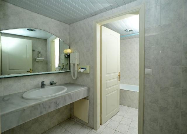 Řecko_Zakynthos_Alykes_hotel Astoria_06.jpg