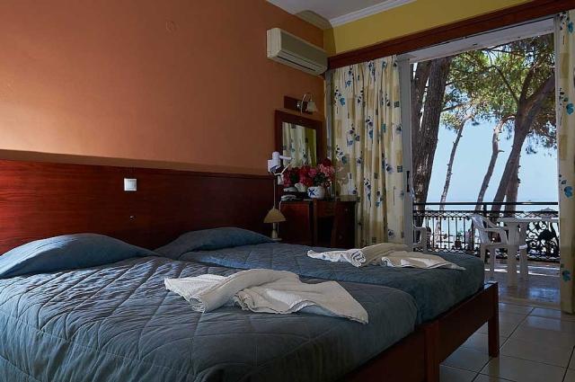 Zakynthos_Argassi_Studia_Castello_Beach_14.jpeg