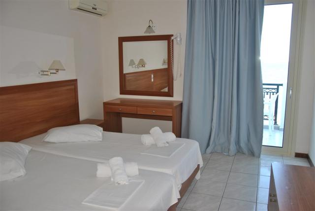 Řecko_Zakynthos_Argassi_Hotel Chryssi Akti_003.JPG