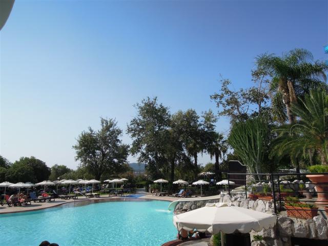 Calypso_Beach_02.JPG