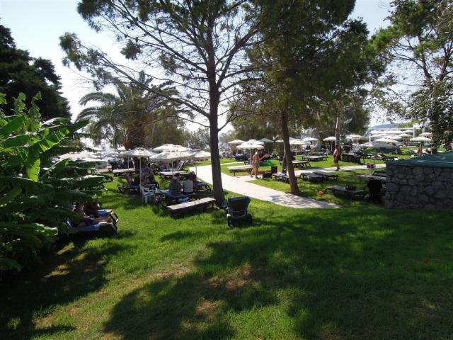 Calypso_Beach_03.JPG