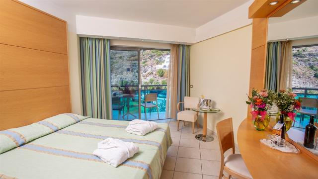 Řecko_Rhodos_Faliraki_hotel_Calypso_Beach_101.jpg