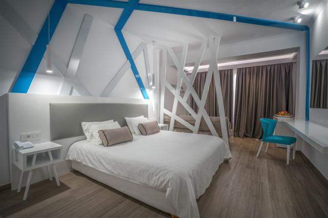 superior_twin_room_3__result.jpeg