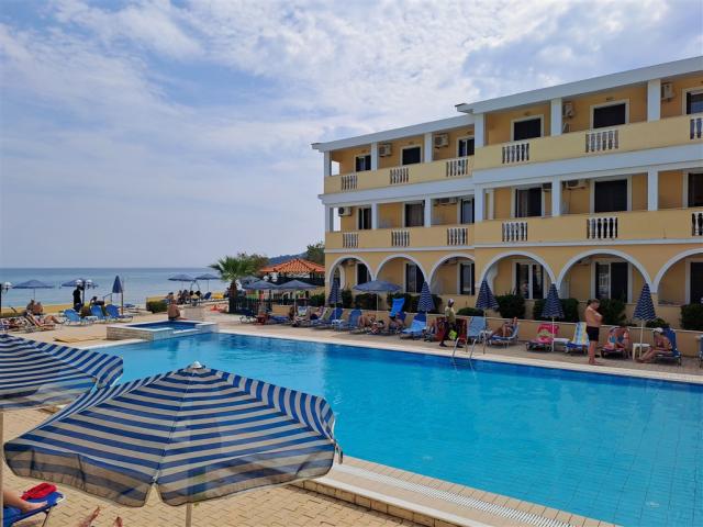 Zakynthos_Alykes_hotel_Konstantin_beach_43.jpg