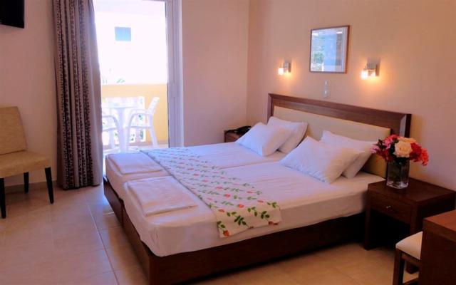 Řecko_Zakynthos_Alykes_Hotel Konstantin Beach_07.jpg