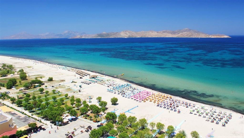 Tigaki Beach 31.jpg