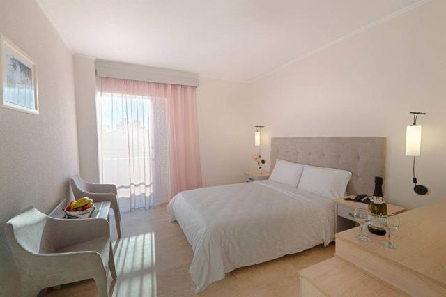 Řecko_Korfu_Dassia_hotel Livadi Nafsika_13.jpg