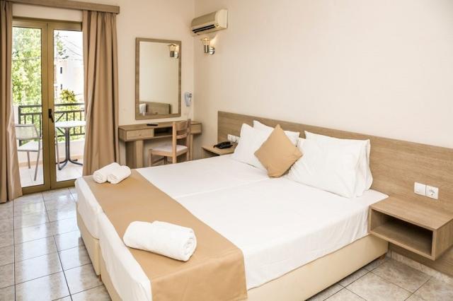 Řecko_Kréta_Hersonissos_Hotel_Porto_Greco_Village_standard room