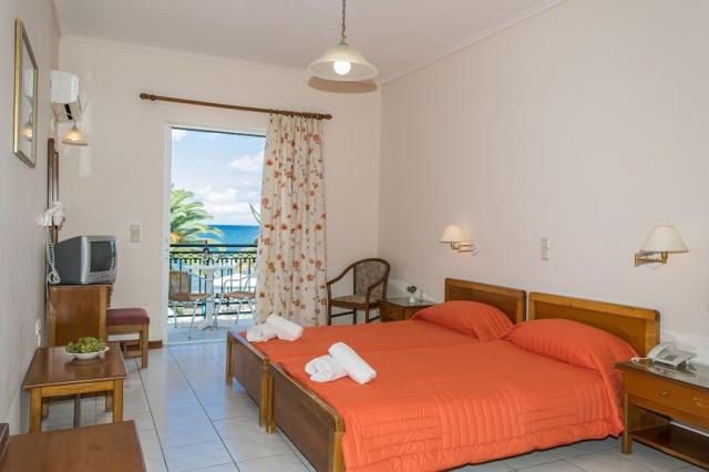Zakynthos_Argassi_Hotel_Paradise_Beach_03.jpeg