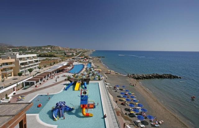 Řecko_Kréta_Ierapetra_hotel Petra Mare_celkový pohled.jpg