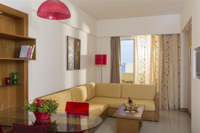 Řecko_Rhodos_Ialyssos_hotel_Sunshine_Rhodes_rodinný_pokoj_02.jp