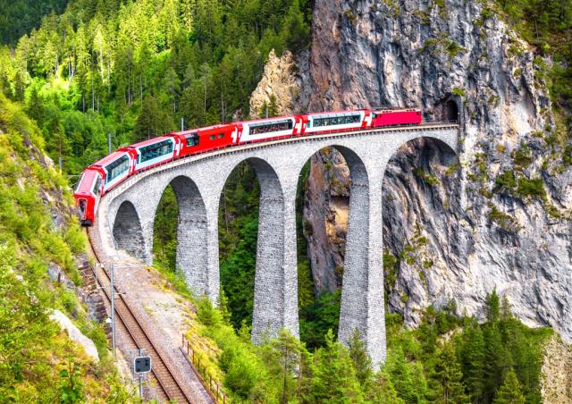 Bernina Švýcarsko1.jpg