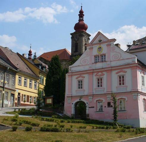 zapadni_cechy_lazensky_trojuhelnik_becov-nad-teplou-2.jpeg