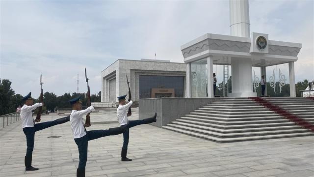 KyrgyzstanIMG_0389.JPEG