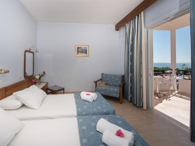 Řecko_Zakynthos_Laganas_Astir_Palace_09.jpg