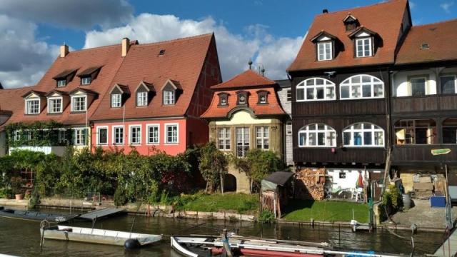 Francke_svycarsko_bamberg-male-benatky-01.jpeg