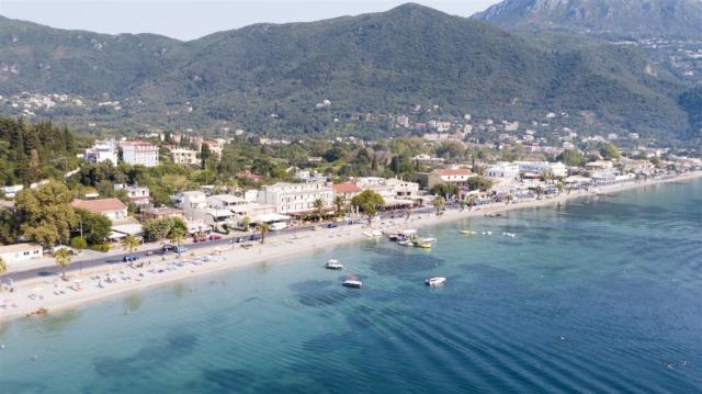 Korfu_Ipsos_Ipsos_di_mare_beach_18.jpg