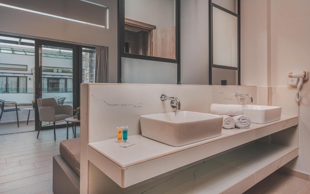 Řecko_Zakynthos_Kalamaki_Cavo_Suites_17.jpg