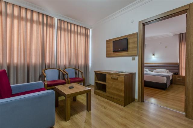 Turecko_Alanya_hotel_Bonapart_Sealine_07.jpg