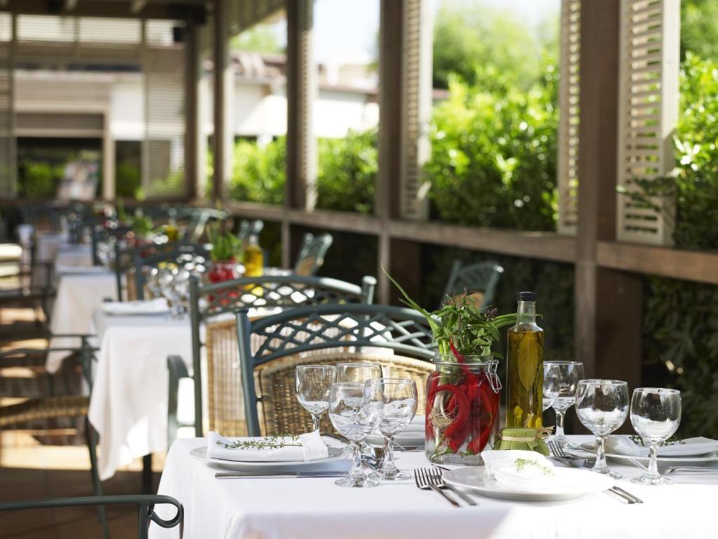 Řecko_Rhodos_Faliraki_hotel_Esperos_Palace_11.jpg