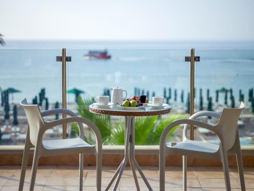 Řecko_Rhodos_Faliraki_hotel_Esperos_Palace_17.jpg