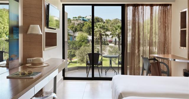 Řecko_Rhodos_Faliraki_hotel_Esperos_Palace_09.jpg